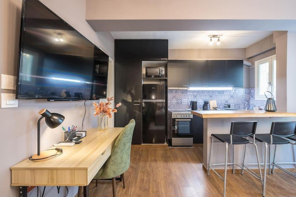 Apartment Seaside Retreat Floisvos Athens